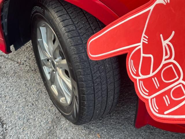 ヴェゼル ハイブリッドＺ・ホンダセンシング　４ＷＤ　Ｂｌｕｅｔｏｏｔｈ対応ナビ　バックカメラ　ミュージックサーバー　社外１６ＡＷ　スタッドレスタイヤ　ハーフレザーシート　シートヒーター（34枚目）