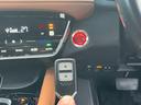 ヴェゼル ハイブリッドＺ・ホンダセンシング　４ＷＤ　Ｂｌｕｅｔｏｏｔｈ対応ナビ　バックカメラ　ミュージックサーバー　社外１６ＡＷ　スタッドレスタイヤ　ハーフレザーシート　シートヒーター（5枚目）