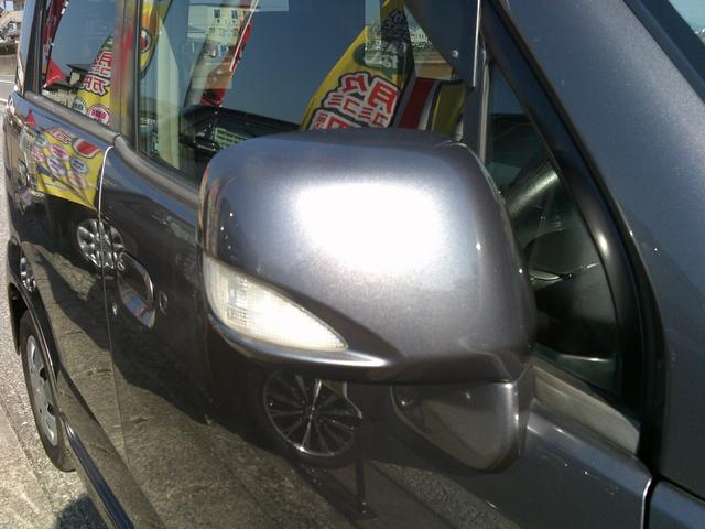 W キーレスエントリー 電動格納ミラー ETC オートエアコン フルフラット HID フォグランプ ウインカーミラー ベンチシート 盗難防止システム 衝突安全ボディー(24枚目)