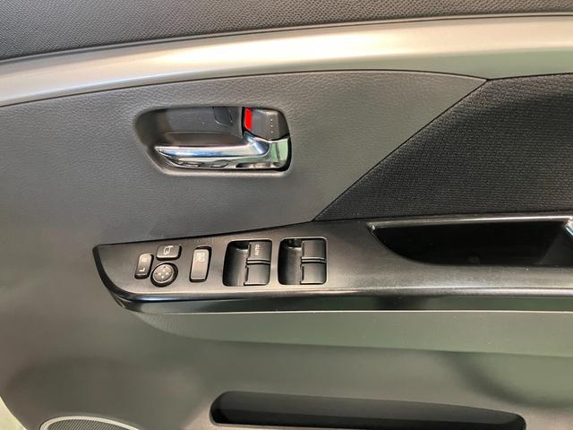 ワゴンＲスティングレー Ｘ　ＨＩＤ　スマートキー　電動格納ミラー　ベンチシート　ＡＴ　盗難防止システム　ＡＢＳ　ＣＤ　アルミホイール　衝突安全ボディ　エアコン　パワーステアリング　パワーウィンドウ（9枚目）