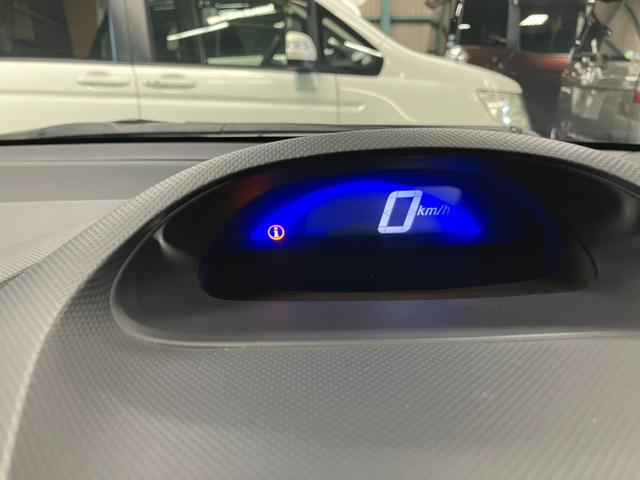 インサイト L ETC バックカメラ アルミホイール HID CVT アイドリングストップ 電動格納ミラー 盗難防止システム CD 衝突安全ボディ ABS エアコン パワーステアリング パワーウィンドウ(28枚目)