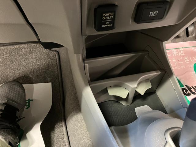 インサイト L ETC バックカメラ アルミホイール HID CVT アイドリングストップ 電動格納ミラー 盗難防止システム CD 衝突安全ボディ ABS エアコン パワーステアリング パワーウィンドウ(41枚目)