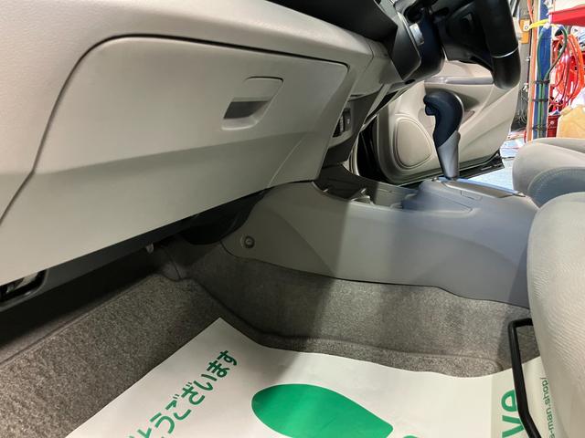 インサイト L ETC バックカメラ アルミホイール HID CVT アイドリングストップ 電動格納ミラー 盗難防止システム CD 衝突安全ボディ ABS エアコン パワーステアリング パワーウィンドウ(58枚目)