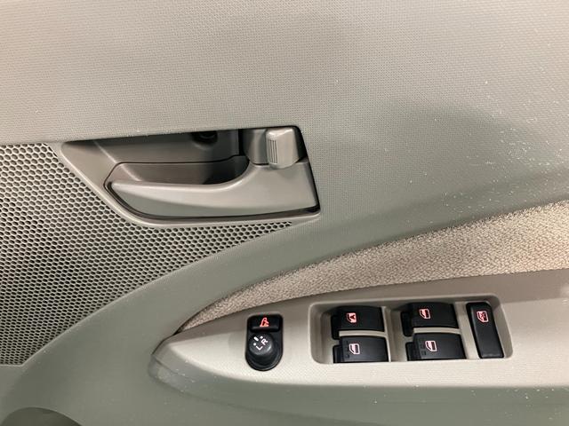 ムーヴ Ｌ　ＳＡ　衝突被害軽減システム　アイドリングストップ　電動格納ミラー　ＣＶＴ　盗難防止システム　ＡＢＳ　ＥＳＣ　ＣＤ　衝突安全ボディ　エアコン　パワーステアリング　パワーウィンドウ（9枚目）