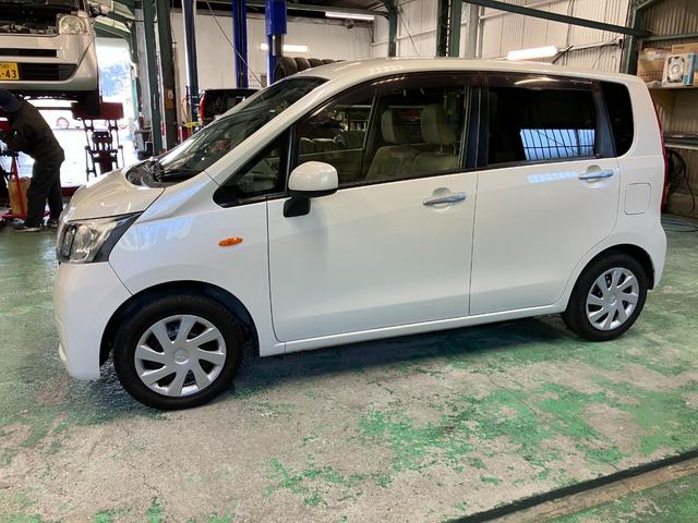 ムーヴ Ｌ　ＳＡ　衝突被害軽減システム　アイドリングストップ　電動格納ミラー　ＣＶＴ　盗難防止システム　ＡＢＳ　ＥＳＣ　ＣＤ　衝突安全ボディ　エアコン　パワーステアリング　パワーウィンドウ（17枚目）