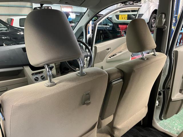 ムーヴ Ｌ　ＳＡ　衝突被害軽減システム　アイドリングストップ　電動格納ミラー　ＣＶＴ　盗難防止システム　ＡＢＳ　ＥＳＣ　ＣＤ　衝突安全ボディ　エアコン　パワーステアリング　パワーウィンドウ（50枚目）