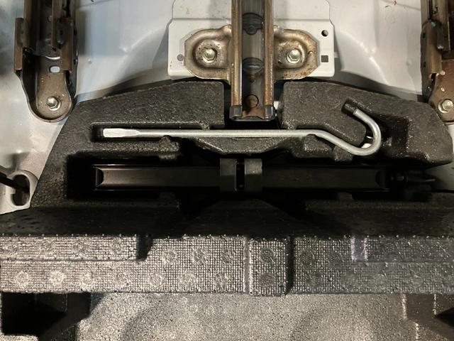 ムーヴ Ｌ　ＳＡ　衝突被害軽減システム　アイドリングストップ　電動格納ミラー　ＣＶＴ　盗難防止システム　ＡＢＳ　ＥＳＣ　ＣＤ　衝突安全ボディ　エアコン　パワーステアリング　パワーウィンドウ（52枚目）