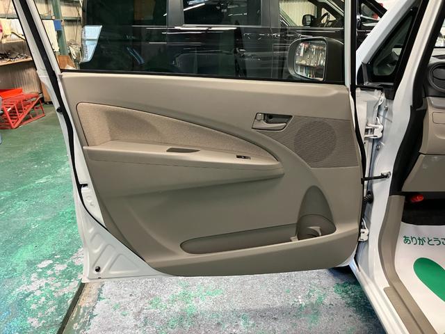 ムーヴ Ｌ　ＳＡ　衝突被害軽減システム　アイドリングストップ　電動格納ミラー　ＣＶＴ　盗難防止システム　ＡＢＳ　ＥＳＣ　ＣＤ　衝突安全ボディ　エアコン　パワーステアリング　パワーウィンドウ（66枚目）