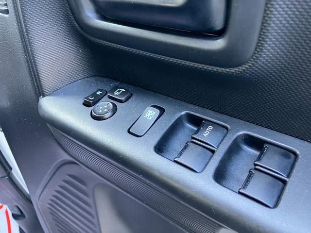 スペーシア ハイブリッドＸ　両側パワースライドドア　ナビ　フルセグＴＶ　Ｂｌｕｅｔｏｏｔｈ　シートヒーター　プッシュスタート　スマートキー　衝突被害軽減システム　アイドリングストップ　ドライブレコーダー　オートエアコン　ＥＴＣ（26枚目）