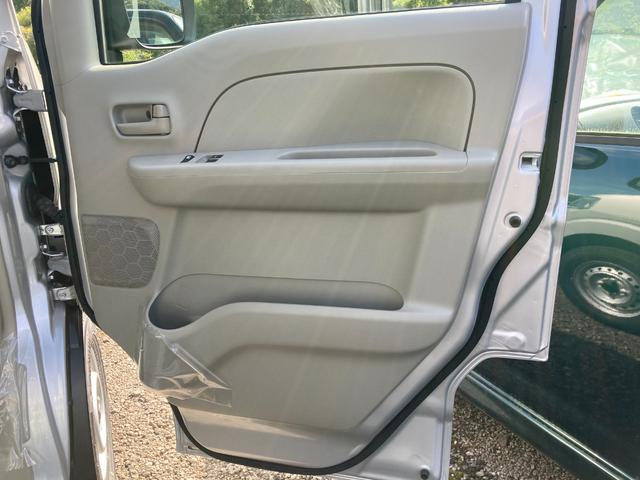 当店はグー鑑定を実施し第三者機関によりお車を確認しております!グー鑑定書も是非ご参考下さい!気になる点がございましたらお気軽にお問い合わせください。無料電話はこちら 0078−6042−1171