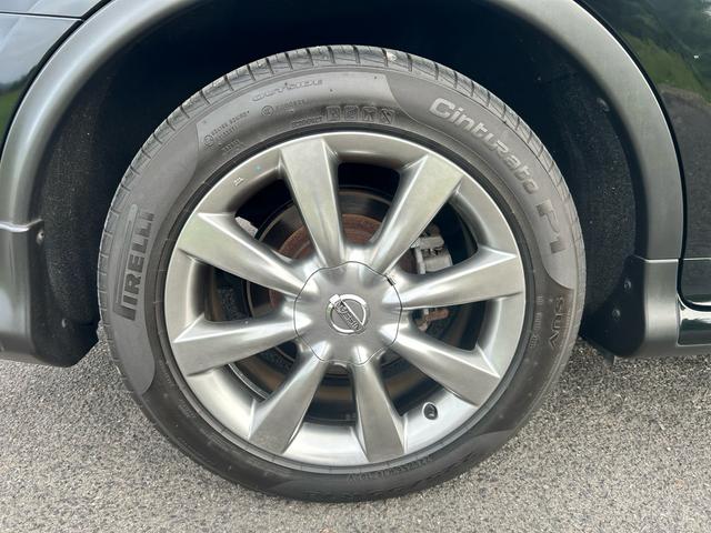 スカイラインクロスオーバー ３７０ＧＴ　ＦＯＵＲ　３７００ｃｃ　４ＷＤ　１８インチ純正アルミ　ＴＶ　柿本改マフラー（30枚目）