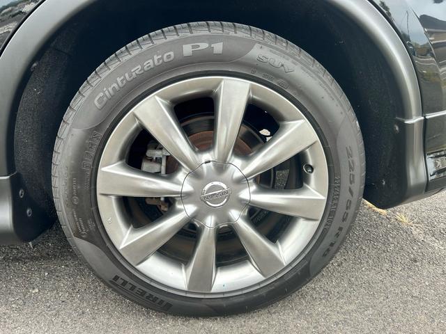 スカイラインクロスオーバー ３７０ＧＴ　ＦＯＵＲ　３７００ｃｃ　４ＷＤ　１８インチ純正アルミ　ＴＶ　柿本改マフラー（33枚目）