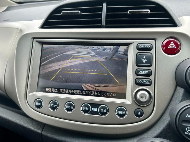 当店のお車をご覧いただき誠にありがとうございます。気になる点がございましたらお気軽にお問い合わせください。００７８−６０４６−０４３４