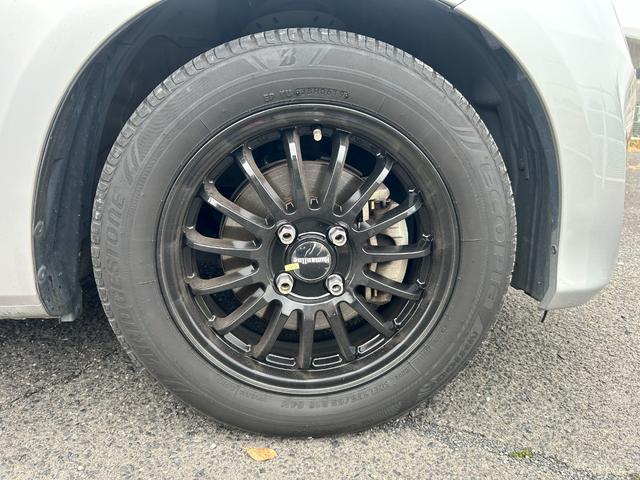 当店のお車をご覧いただき誠にありがとうございます。気になる点がございましたらお気軽にお問い合わせください。００７８−６０４６−０４３４