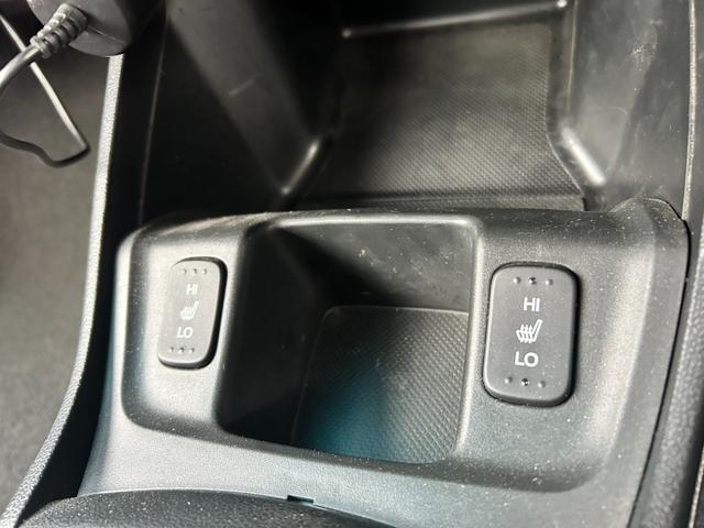 当店のお車をご覧いただき誠にありがとうございます。気になる点がございましたらお気軽にお問い合わせください。００７８−６０４６−０４３４