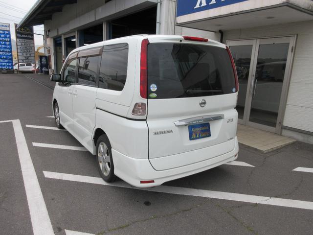 日産 セレナ