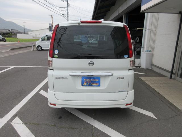 日産 セレナ