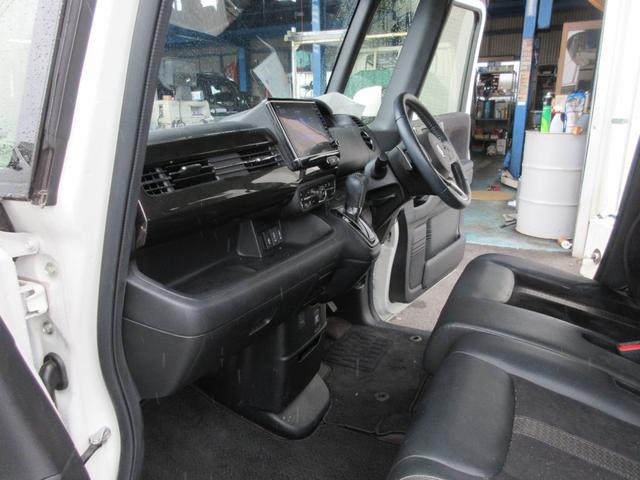 N-BOXカスタム G・Lターボホンダセンシング 純正8インチナビTV バックモニター 両側パワースライドドア(37枚目)