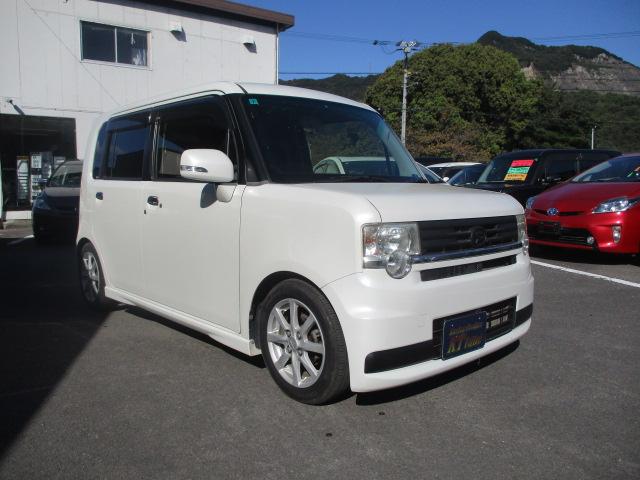 ムーヴコンテ カスタム　Ｇ　ワンオーナー車　ＢＬＩＴＺ車高調　社外ＨＤＤナビ　Ｂｌｕｅｔｏｏｔｈ　地デジＴＶ　社外テールランプ　ＨＩＤヘッドライト　ＥＴＣ　キーフリー　アイドリングストップ　純正１４インチアルミ　オートエアコン（6枚目）