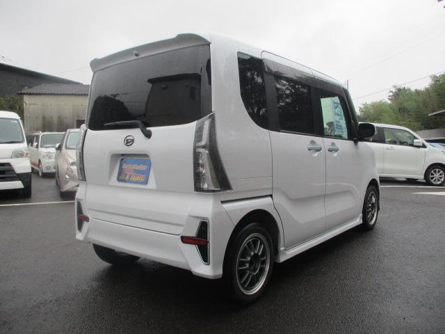 タント カスタムＲＳセレクション　両側電動スライドドア　衝突被害軽減ブレーキ　アイドリングストップ　車線逸脱警報装置　クルーズコントロール　パーキングソナー　社外８インチナビ　Ｂｌｕｅｔｏｏｔｈ　地デジＴＶ　バックカメラ　スマートキー（8枚目）