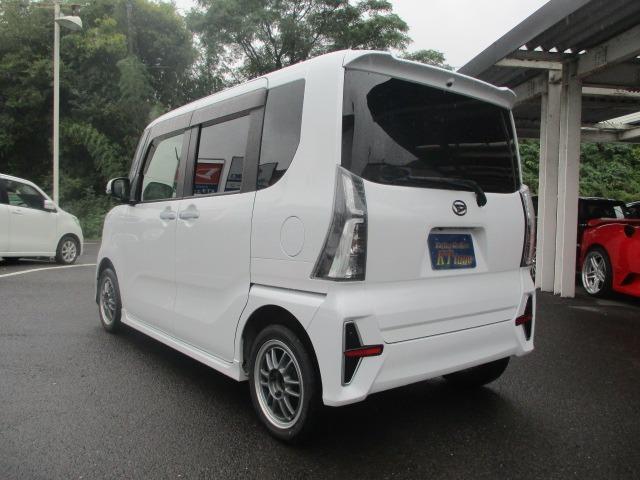 タント カスタムＲＳセレクション　両側電動スライドドア　衝突被害軽減ブレーキ　アイドリングストップ　車線逸脱警報装置　クルーズコントロール　パーキングソナー　社外８インチナビ　Ｂｌｕｅｔｏｏｔｈ　地デジＴＶ　バックカメラ　スマートキー（9枚目）