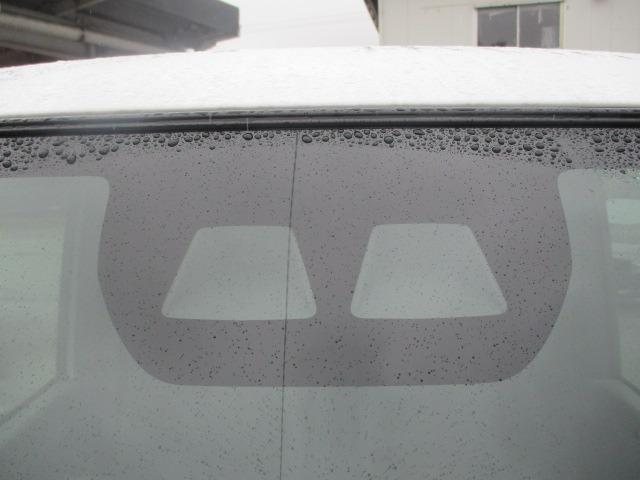 タント カスタムＲＳセレクション　両側電動スライドドア　衝突被害軽減ブレーキ　アイドリングストップ　車線逸脱警報装置　クルーズコントロール　パーキングソナー　社外８インチナビ　Ｂｌｕｅｔｏｏｔｈ　地デジＴＶ　バックカメラ　スマートキー（21枚目）