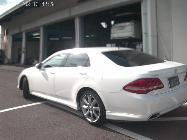 クラウン ２．５アスリート　アニバーサリーエディション　レザーシート　純正ナビＴＶ　バックモニター（10枚目）