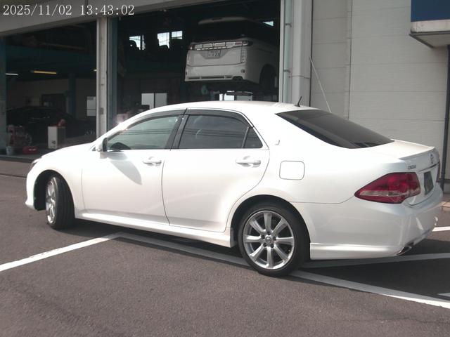 クラウン ２．５アスリート　アニバーサリーエディション　レザーシート　純正ナビＴＶ　バックモニター（11枚目）