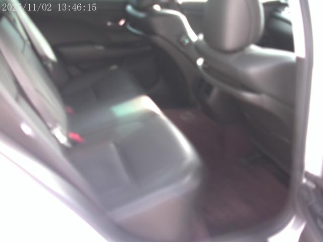 クラウン ２．５アスリート　アニバーサリーエディション　レザーシート　純正ナビＴＶ　バックモニター（32枚目）