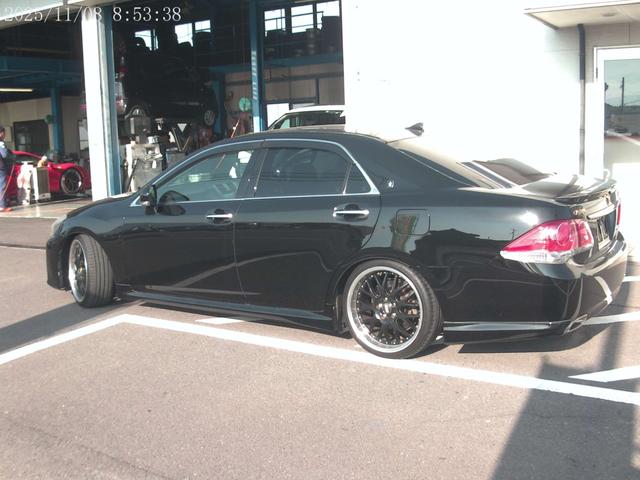 クラウン アスリート スペシャルナビパッケージ 後期 社外19インチアルミ 車高調(9枚目)