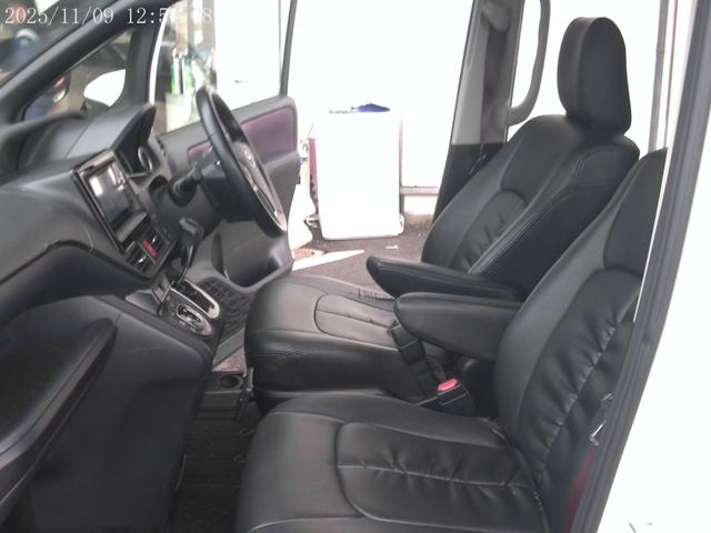 ヴォクシー ＺＳ　アルパインナビ　フリップダウンモニター　車高調　パワースライド（29枚目）