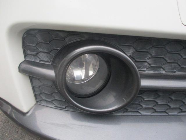 スイフト スポーツ 5速MT 社外ナビ 地デジTV Bluetooth ETC スロットルコントローラー レカロシート HIDヘッドライト フォグランプ 純正16インチAW スマートキー オートエアコン 盗難防止システム(22枚目)