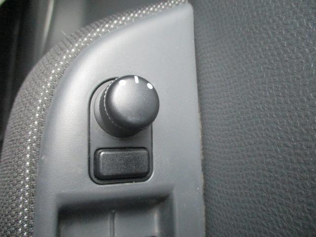 スイフト スポーツ 5速MT 社外ナビ 地デジTV Bluetooth ETC スロットルコントローラー レカロシート HIDヘッドライト フォグランプ 純正16インチAW スマートキー オートエアコン 盗難防止システム(33枚目)