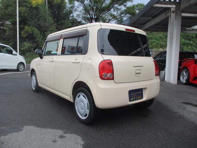 アルトラパン G スマートキー プッシュスタート 純正CDデッキ チルトステアリング シートアジャスター ヘッドライトレベライザー ABS 運転席・助手席エアバッグ エアコン 盗難防止システム(4枚目)