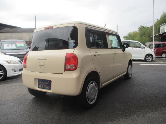 アルトラパン G スマートキー プッシュスタート 純正CDデッキ チルトステアリング シートアジャスター ヘッドライトレベライザー ABS 運転席・助手席エアバッグ エアコン 盗難防止システム(6枚目)