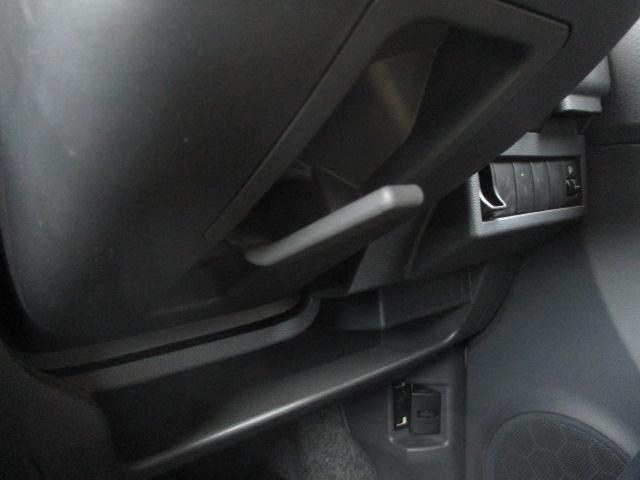 アルトラパン G スマートキー プッシュスタート 純正CDデッキ チルトステアリング シートアジャスター ヘッドライトレベライザー ABS 運転席・助手席エアバッグ エアコン 盗難防止システム(25枚目)