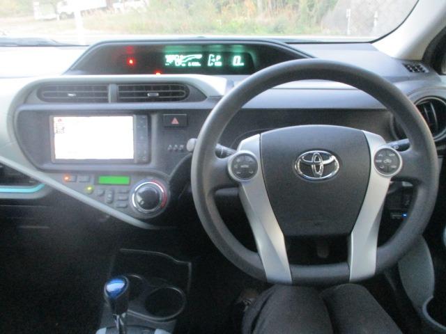 アクア Ｓ　シートヒーター　純正ＨＤＤナビ　地デジＴＶ　Ｂｌｕｅｔｏｏｔｈ　バックカメラ　スマートキー　プッシュスタート　ＥＴＣ　ＬＥＤヘッドライト　オートライト　オートエアコン　ナノイー　モード切替スイッチ（15枚目）