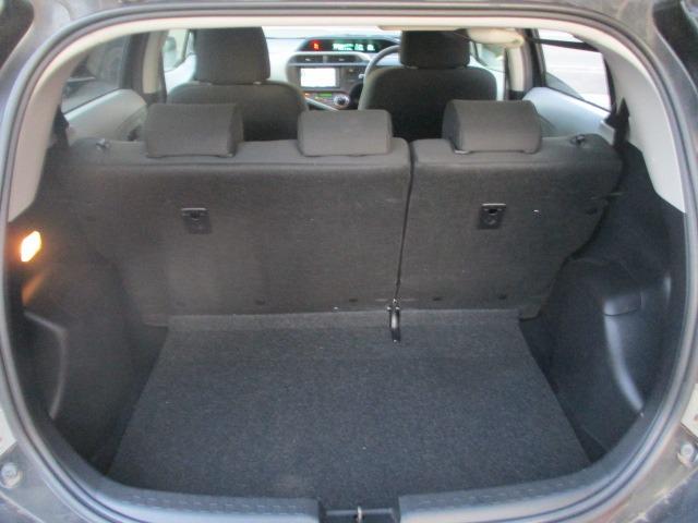 アクア Ｓ　シートヒーター　純正ＨＤＤナビ　地デジＴＶ　Ｂｌｕｅｔｏｏｔｈ　バックカメラ　スマートキー　プッシュスタート　ＥＴＣ　ＬＥＤヘッドライト　オートライト　オートエアコン　ナノイー　モード切替スイッチ（18枚目）