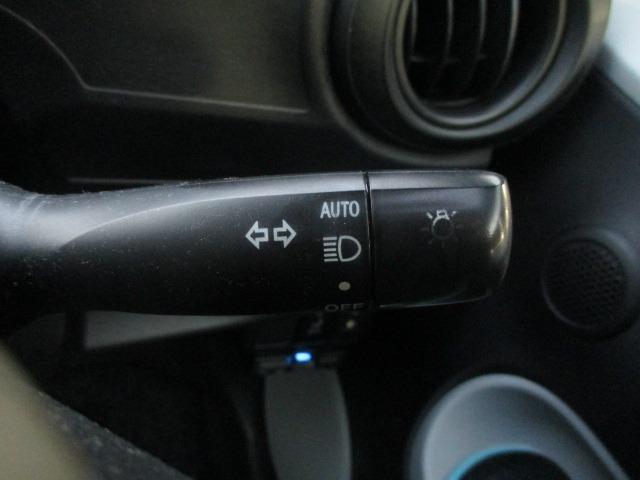 アクア Ｓ　シートヒーター　純正ＨＤＤナビ　地デジＴＶ　Ｂｌｕｅｔｏｏｔｈ　バックカメラ　スマートキー　プッシュスタート　ＥＴＣ　ＬＥＤヘッドライト　オートライト　オートエアコン　ナノイー　モード切替スイッチ（24枚目）