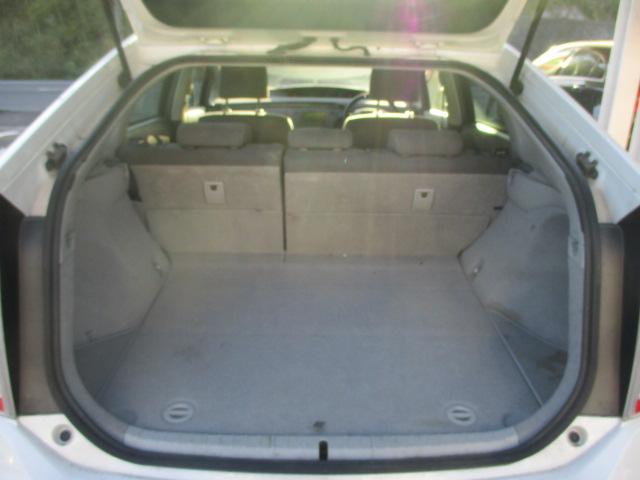 プリウス S 純正HDDナビ CD/DVD再生 Bluetooth バックカメラ プッシュスタート スマートキー ETC ステアリングスイッチ チルトステアリング シートアジャスター ウィンカー付き電動格納ミラー(16枚目)