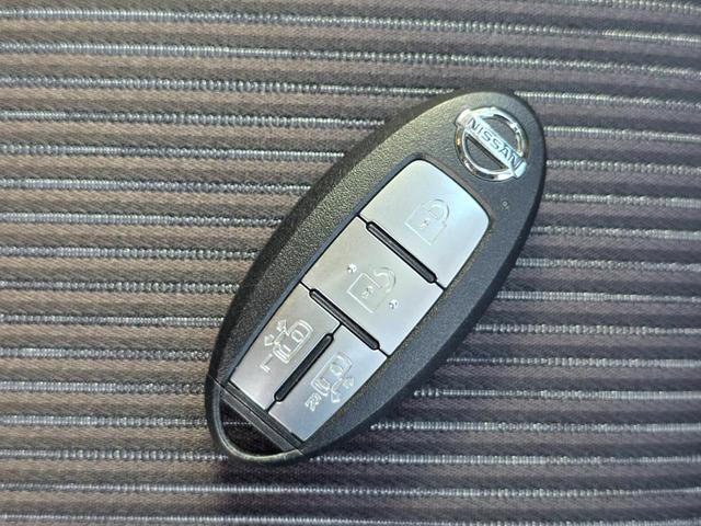 セレナ ハイウェイスターV 後期型モデル プロパイロット ハイブリッド車 8人乗り 両側自動ドアー 純正10インチナビ アラウンドビューモニター ブルートゥース フルセグTV ハンドルスイッチ対応オーディオ ETC付(69枚目)