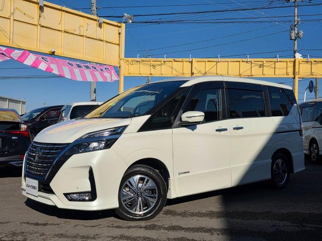 セレナ e-パワー ハイウェイスターV 後期型モデル プロパイロット 7人乗り 両側自動ドアー エマージェンシーブレーキ 純正ナビ フルセグTV 全方位カメラ ブルートゥース ETC付 スマートキー2個 デジタルインナーミラー LEDライト(3枚目)