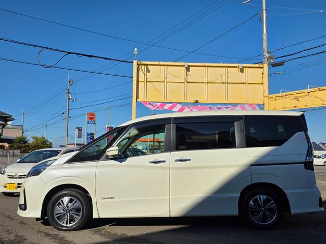 セレナ e-パワー ハイウェイスターV 後期型モデル プロパイロット 7人乗り 両側自動ドアー エマージェンシーブレーキ 純正ナビ フルセグTV 全方位カメラ ブルートゥース ETC付 スマートキー2個 デジタルインナーミラー LEDライト(10枚目)