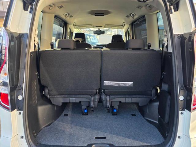 セレナ e-パワー ハイウェイスターV 後期型モデル プロパイロット 7人乗り 両側自動ドアー エマージェンシーブレーキ 純正ナビ フルセグTV 全方位カメラ ブルートゥース ETC付 スマートキー2個 デジタルインナーミラー LEDライト(26枚目)