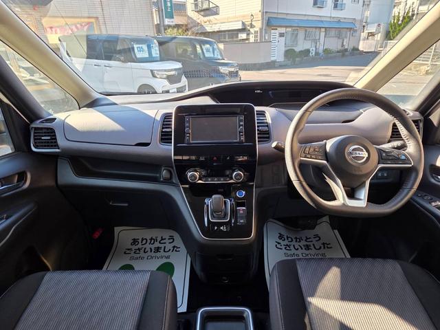 セレナ e-パワー ハイウェイスターV 後期型モデル プロパイロット 7人乗り 両側自動ドアー エマージェンシーブレーキ 純正ナビ フルセグTV 全方位カメラ ブルートゥース ETC付 スマートキー2個 デジタルインナーミラー LEDライト(29枚目)