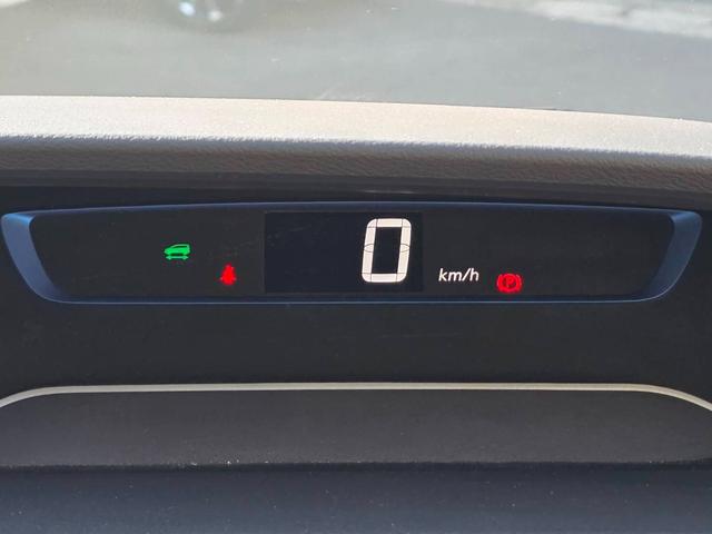 セレナ e-パワー ハイウェイスターV 後期型モデル プロパイロット 7人乗り 両側自動ドアー エマージェンシーブレーキ 純正ナビ フルセグTV 全方位カメラ ブルートゥース ETC付 スマートキー2個 デジタルインナーミラー LEDライト(30枚目)