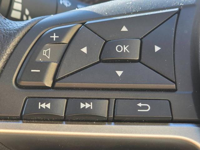 セレナ e-パワー ハイウェイスターV 後期型モデル プロパイロット 7人乗り 両側自動ドアー エマージェンシーブレーキ 純正ナビ フルセグTV 全方位カメラ ブルートゥース ETC付 スマートキー2個 デジタルインナーミラー LEDライト(53枚目)