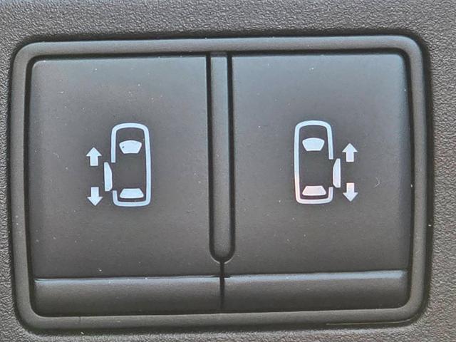 セレナ e-パワー ハイウェイスターV 後期型モデル プロパイロット 7人乗り 両側自動ドアー エマージェンシーブレーキ 純正ナビ フルセグTV 全方位カメラ ブルートゥース ETC付 スマートキー2個 デジタルインナーミラー LEDライト(57枚目)