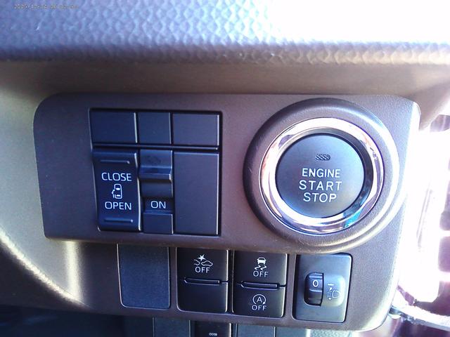 トール X ワンオーナー 左パワースライドドア ナビ TV バックモニター ETC アイドリングストップ プッシュスタート(15枚目)