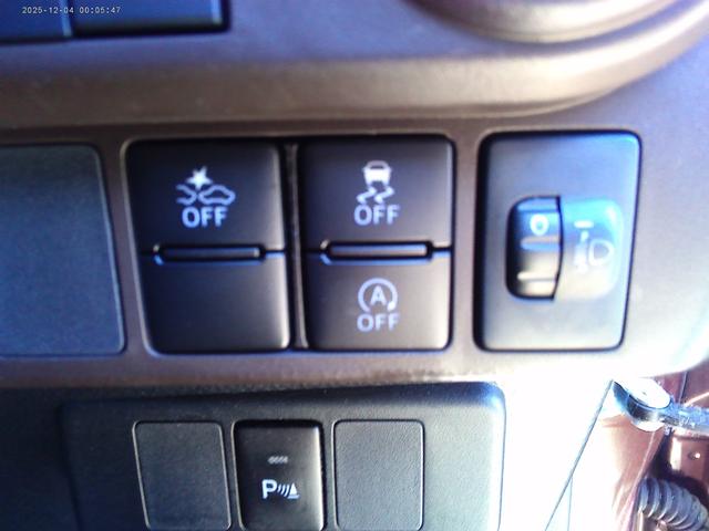 トール X ワンオーナー 左パワースライドドア ナビ TV バックモニター ETC アイドリングストップ プッシュスタート(16枚目)